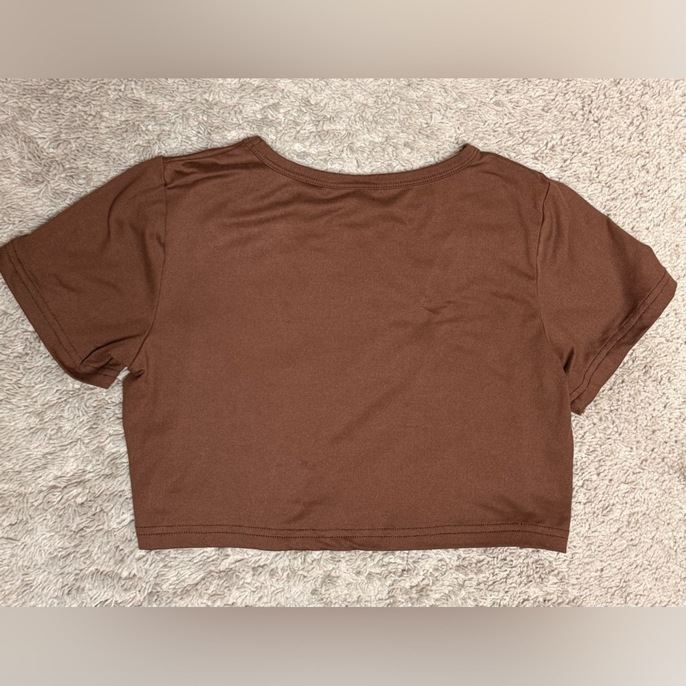 Brown Girl’s Crop Top – Size 140 (Excellent Condition) approx 8-10 - Picture 3 of 5